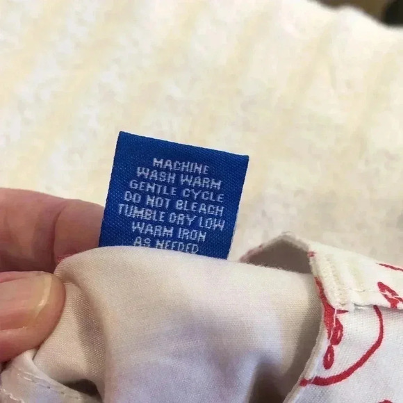 Nantucket Brand red/white nautical themed skirt with side pockets.  Size 12 - Picture 8 of 8